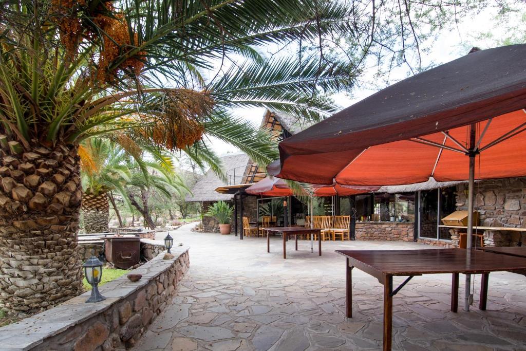 Etusis Lodge Usakos Exterior foto