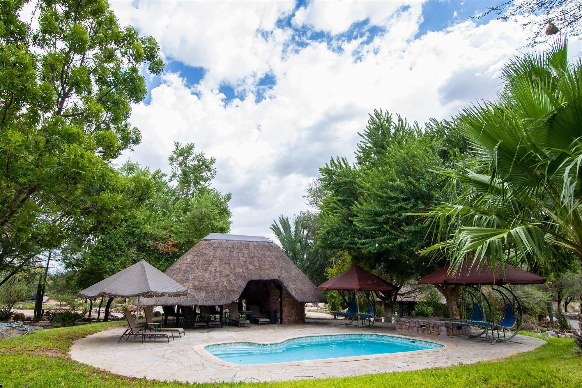 Etusis Lodge Usakos Exterior foto